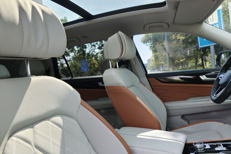Used Volkswagen Teramont 2023 530 V6 All-Wheel Drive Prestige Flagship Edition Interior 6