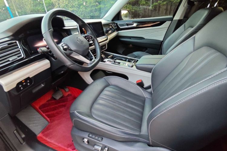 Used Volkswagen Teramont 2023 530 V6 Four-Wheel Drive Prestige Luxury Edition Interior 8