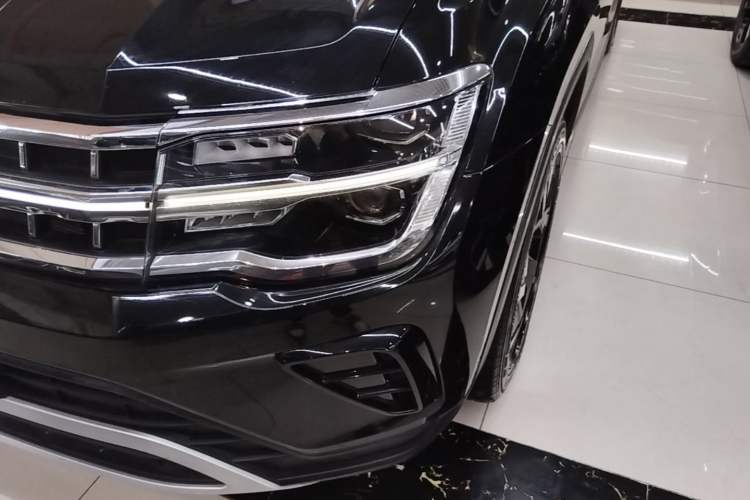 Used Volkswagen Teramont 2023 Facelift 380TSI Four-Wheel Drive Luxury Edition Left Front Headlight