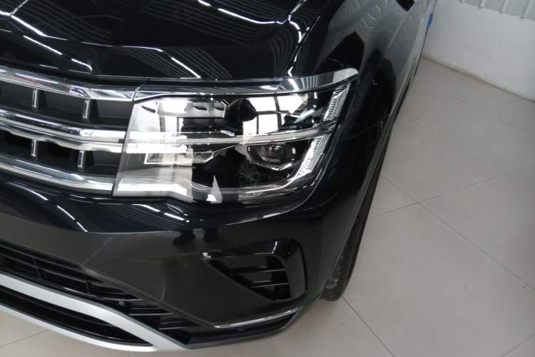 Used Volkswagen Teramont 2023 380TSI Four-Wheel Drive Prestige Luxury Edition Left Front Headlight
