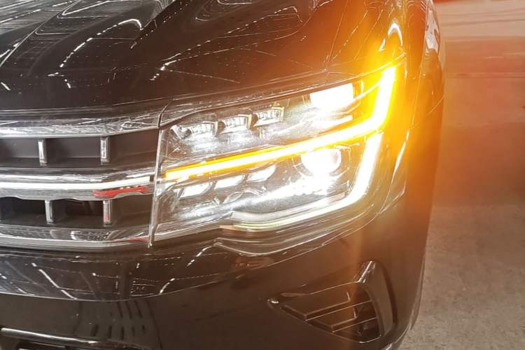 Used Volkswagen Teramont 2023 530 V6 All-Wheel Drive Prestige Flagship Edition Left Front Headlight
