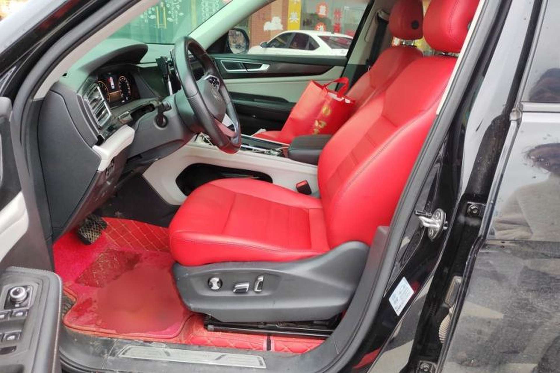 Used Volkswagen Teramont 2023 380TSI Four-Wheel Drive Luxury Edition Left Front Seat