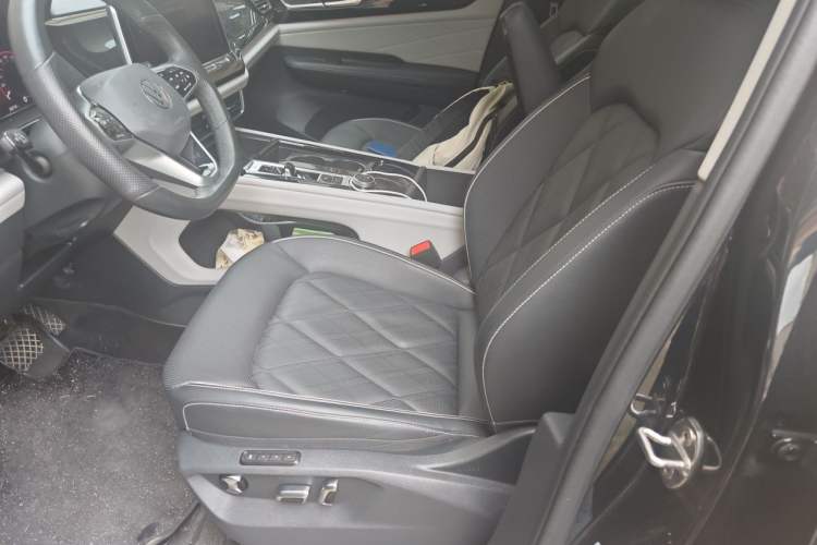 Used Volkswagen Teramont 2023 Facelift 380TSI Four-Wheel Drive Prestige Luxury Edition Left Front Seat
