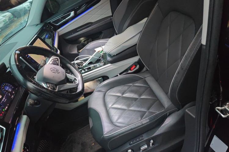 Used Volkswagen Teramont 2023 530 V6 All-Wheel Drive Prestige Flagship Edition Left Front Seat