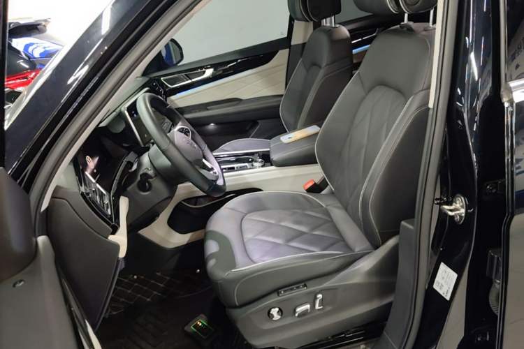 Used Volkswagen Teramont 2023 380TSI Four-Wheel Drive Prestige Flagship Edition Left Front Seat