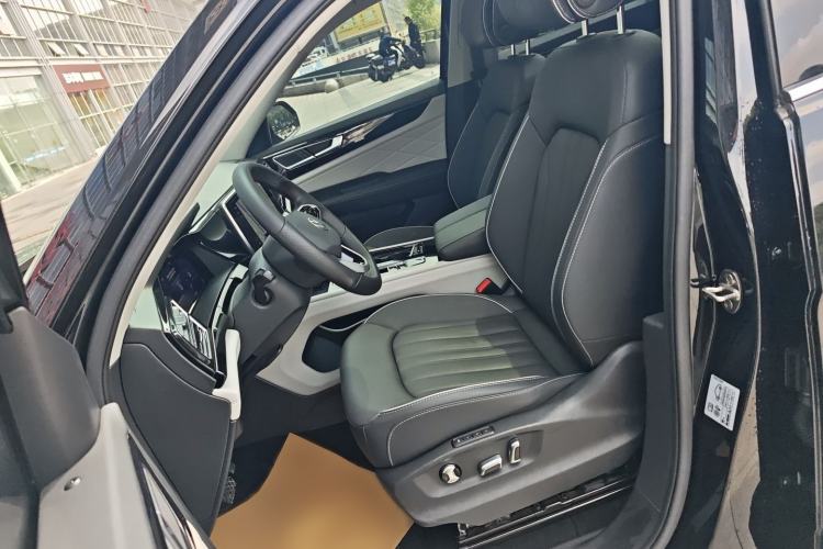 Used Volkswagen Teramont 2023 330TSI Two-Wheel-Drive Prestige Luxury Edition Left Front Seat
