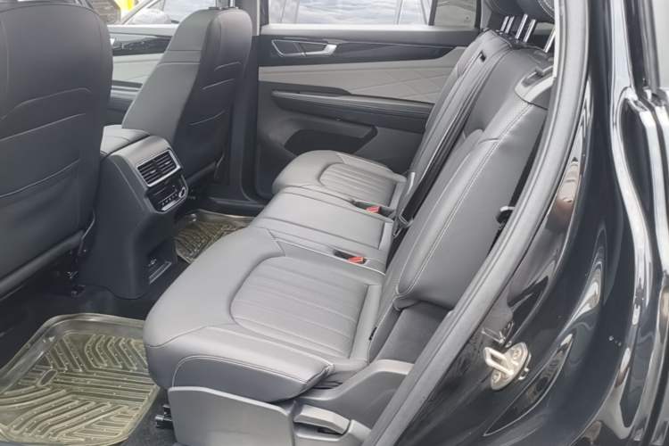 Used Volkswagen Teramont 2023 380TSI Four-Wheel Drive Prestige Luxury Edition Left Rear Seat