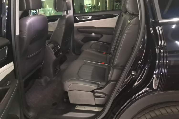 Used Volkswagen Teramont 2023 380TSI Four-Wheel Drive Luxury Edition Left Rear Seat