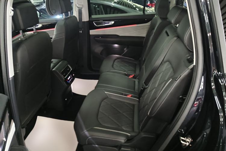 Used Volkswagen Teramont 2023 380TSI Four-Wheel Drive Prestige Flagship Edition Left Rear Seat