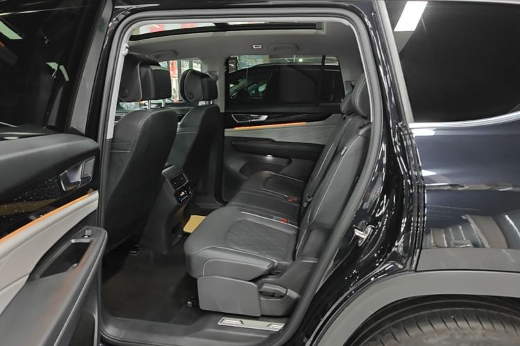 Used Volkswagen Teramont 2023 530 V6 All-Wheel Drive Prestige Flagship Edition Left Rear Seat