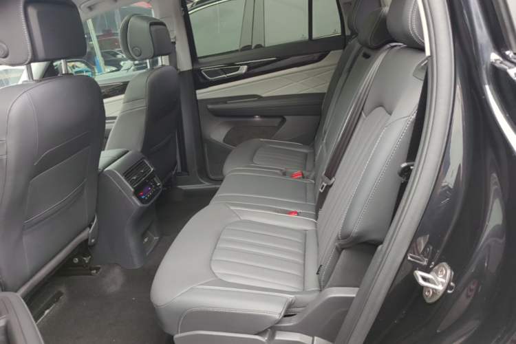 Used Volkswagen Teramont 2023 380TSI Four-Wheel Drive Luxury Edition Left Rear Seat