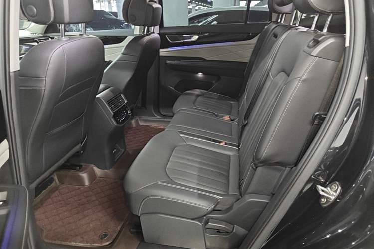 Used Volkswagen Teramont 2023 380TSI Four-Wheel Drive Prestige Luxury Edition Left Rear Seat
