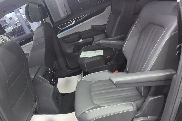 Used Volkswagen Teramont 2023 380TSI Four-Wheel Drive Prestige Luxury Edition Left Rear Seat