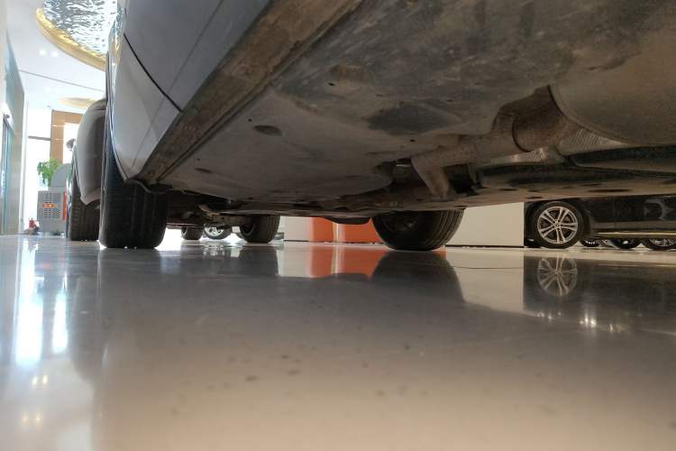 Used Volkswagen Teramont 2023 380TSI Four-Wheel Drive Luxury Edition Left Side Sill
