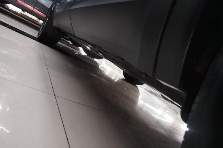 Used Volkswagen Teramont 2023 Facelift 380TSI Four-Wheel Drive Luxury Edition Left Side Sill
