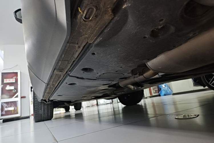 Used Volkswagen Teramont 2023 380TSI Four-Wheel Drive Prestige Luxury Edition Left Side Sill