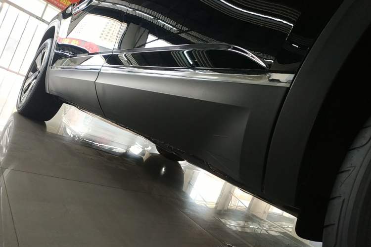 Used Volkswagen Teramont 2023 380TSI Four-Wheel Drive Luxury Edition Left Side Sill