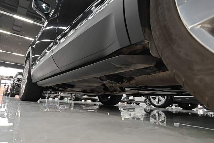 Used Volkswagen Teramont 2023 530 V6 All-Wheel Drive Prestige Flagship Edition Left Side Sill