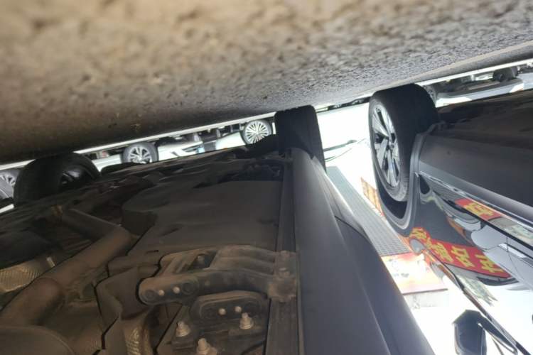 Used Volkswagen Teramont 2023 380TSI Four-Wheel Drive Prestige Luxury Edition Left Side Sill