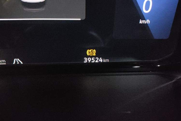 Used Volkswagen Teramont 2023 380TSI Four-Wheel Drive Luxury Edition Odometer Close Up