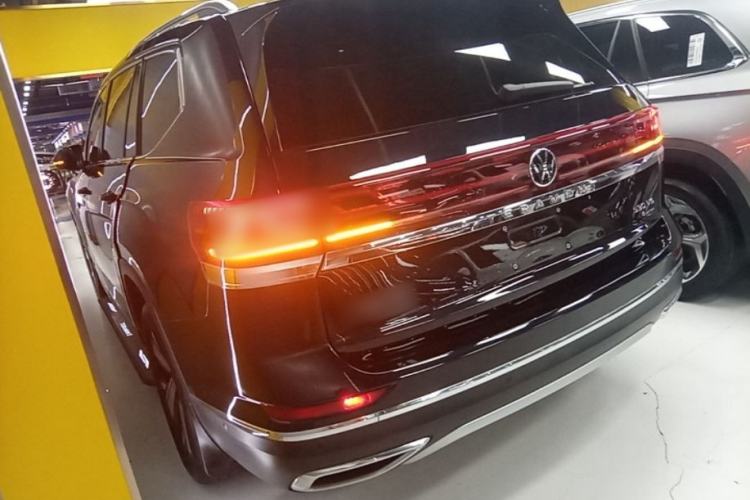 Used Volkswagen Teramont 2023 530 V6 Four-Wheel Drive Prestige Luxury Edition Rear Left 45 Deg