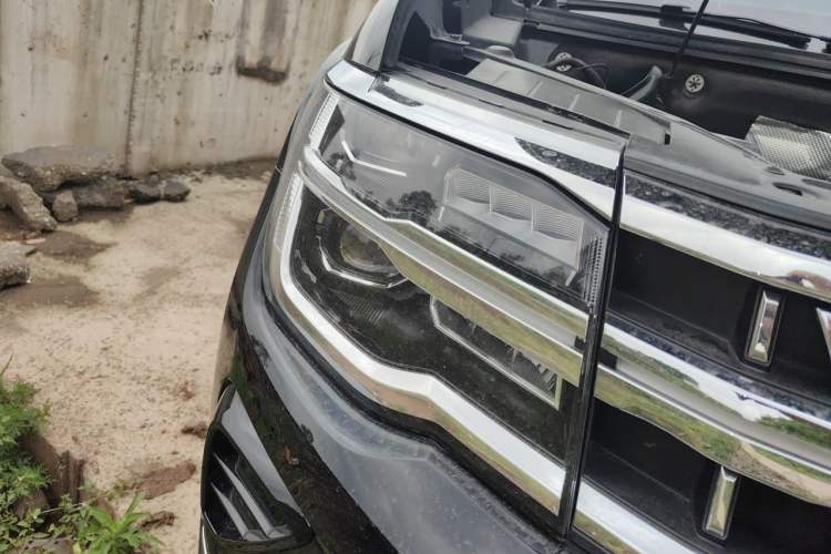 Used Volkswagen Teramont 2023 Facelift 380TSI Four-Wheel Drive Prestige Luxury Edition Right Front Headlight