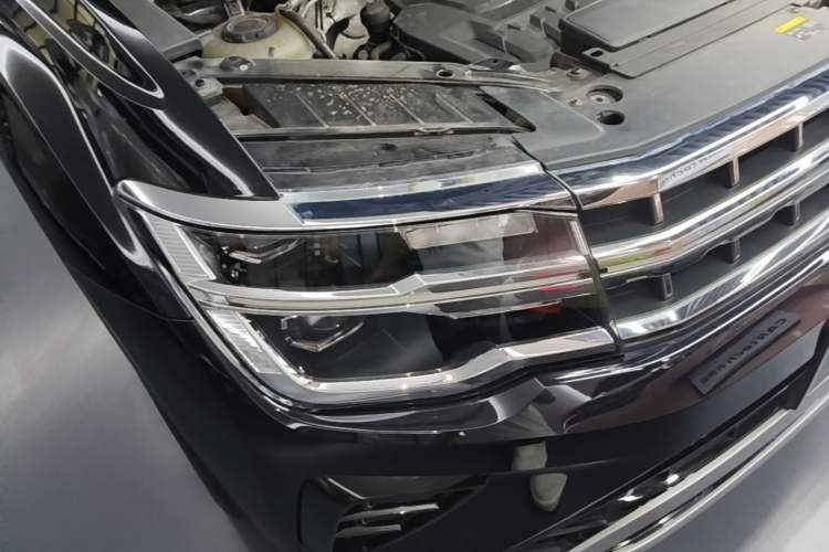 Used Volkswagen Teramont 2023 380TSI Four-Wheel Drive Luxury Edition Right Front Headlight