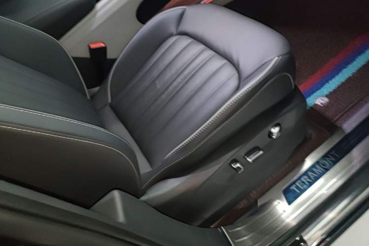 Used Volkswagen Teramont 2023 380TSI Four-Wheel Drive Luxury Edition Right Front Seat