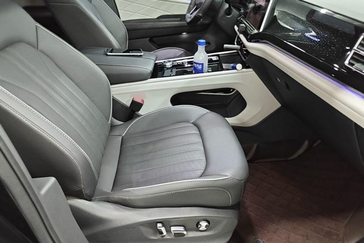 Used Volkswagen Teramont 2023 380TSI Four-Wheel Drive Prestige Luxury Edition Right Front Seat
