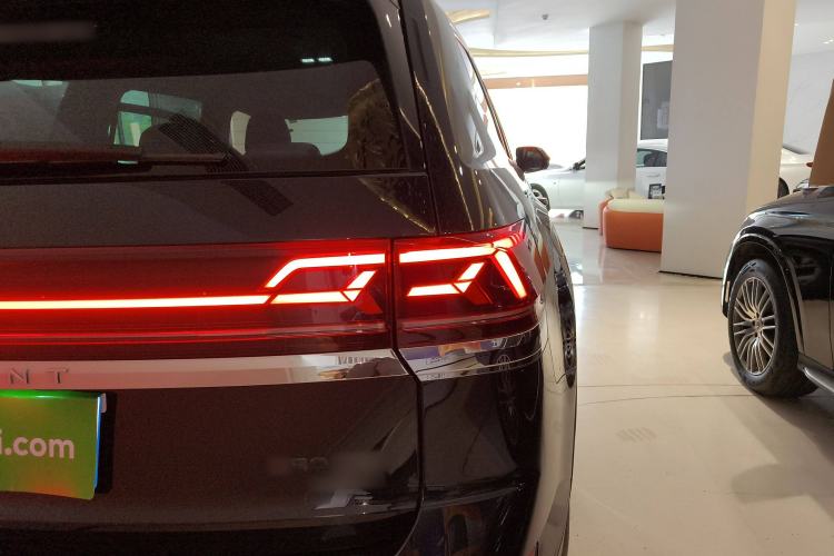 Used Volkswagen Teramont 2023 380TSI Four-Wheel Drive Luxury Edition Right Rear Taillight