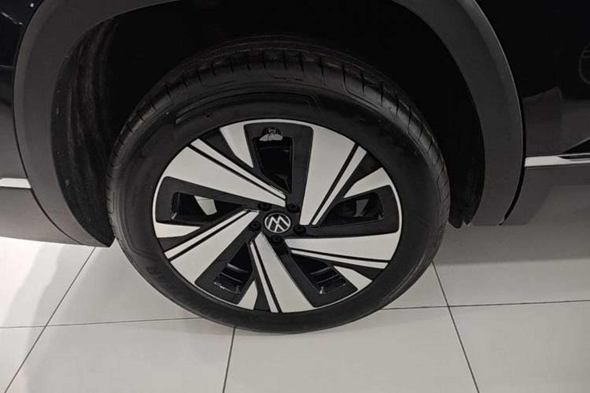 Used Volkswagen Teramont 2023 380TSI Four-Wheel Drive Prestige Luxury Edition Right Rear Wheel Hub