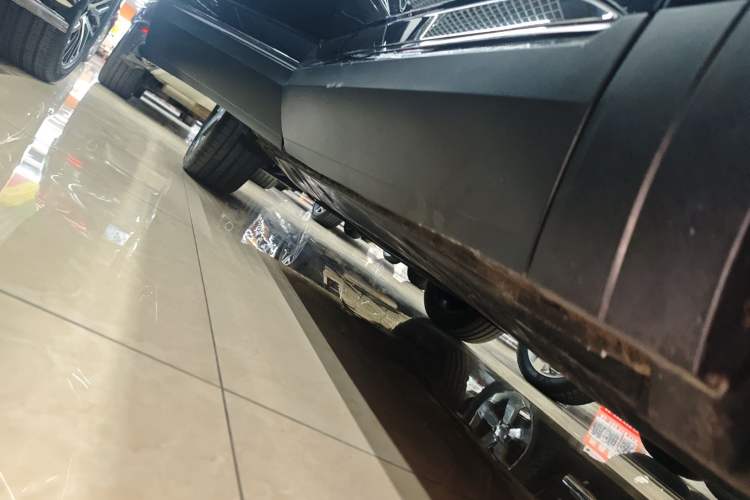 Used Volkswagen Teramont 2023 380TSI Four-Wheel Drive Prestige Luxury Edition Right Side Sill