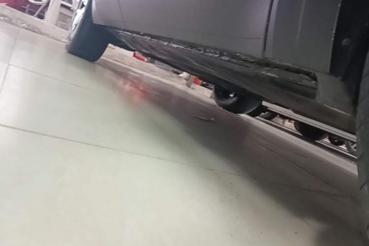 Used Volkswagen Teramont 2023 380TSI Four-Wheel Drive Prestige Luxury Edition Right Side Sill