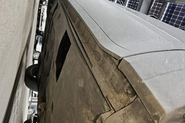 Used Volkswagen Teramont 2023 530 V6 All-Wheel Drive Prestige Flagship Edition Right Side Sill