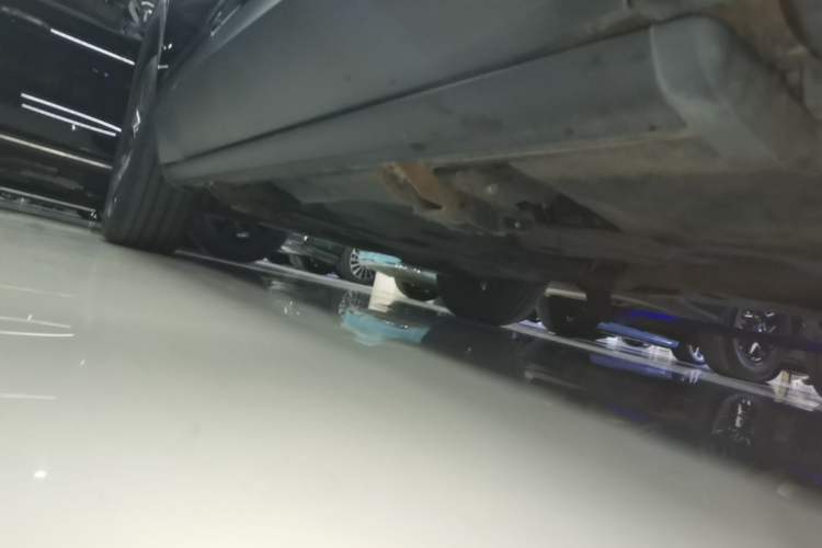 Used Volkswagen Teramont 2023 380TSI Four-Wheel Drive Luxury Edition Right Side Sill