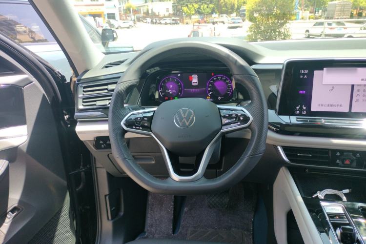Used Volkswagen Teramont 2023 380TSI Four-Wheel Drive Prestige Luxury Edition Steering Wheel