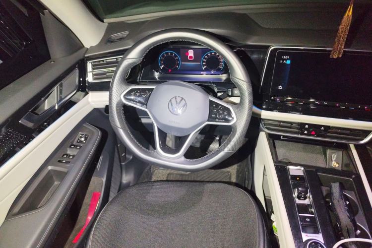Used Volkswagen Teramont 2023 380TSI Four-Wheel Drive Luxury Edition Steering Wheel