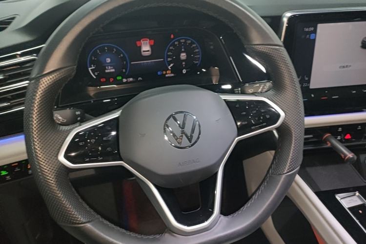 Used Volkswagen Teramont 2023 380TSI Four-Wheel Drive Luxury Edition Steering Wheel