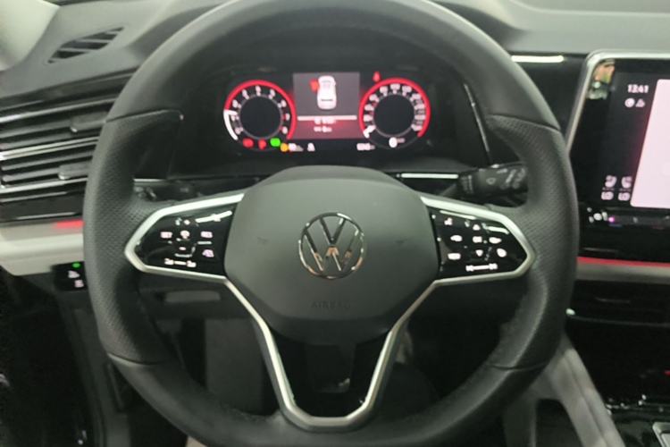 Used Volkswagen Teramont 2023 380TSI Four-Wheel Drive Prestige Flagship Edition Steering Wheel