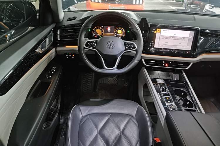 Used Volkswagen Teramont 2023 530 V6 All-Wheel Drive Prestige Flagship Edition Steering Wheel