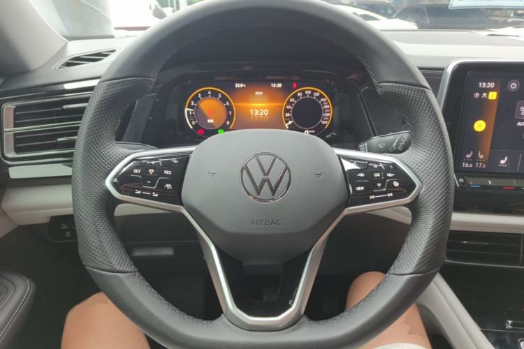 Used Volkswagen Teramont 2023 380TSI Four-Wheel Drive Luxury Edition Steering Wheel