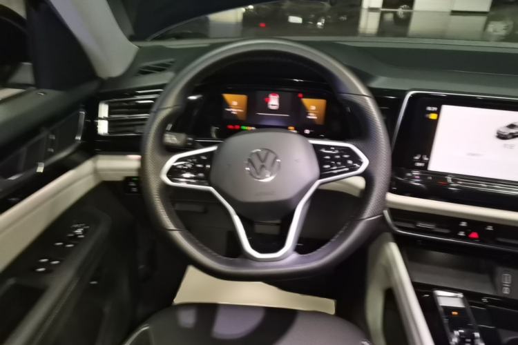 Used Volkswagen Teramont 2023 380TSI Four-Wheel Drive Luxury Edition Steering Wheel