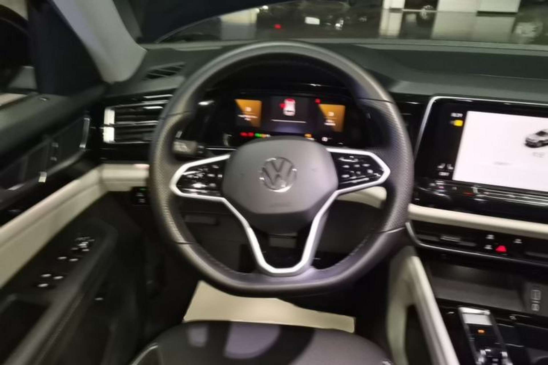 Used Volkswagen Teramont 2023 380TSI Four-Wheel Drive Luxury Edition Steering Wheel