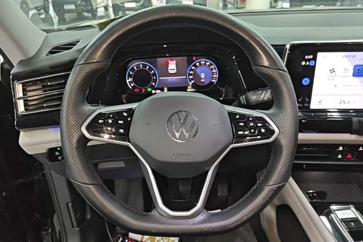 Used Volkswagen Teramont 2023 380TSI Four-Wheel Drive Prestige Luxury Edition Steering Wheel