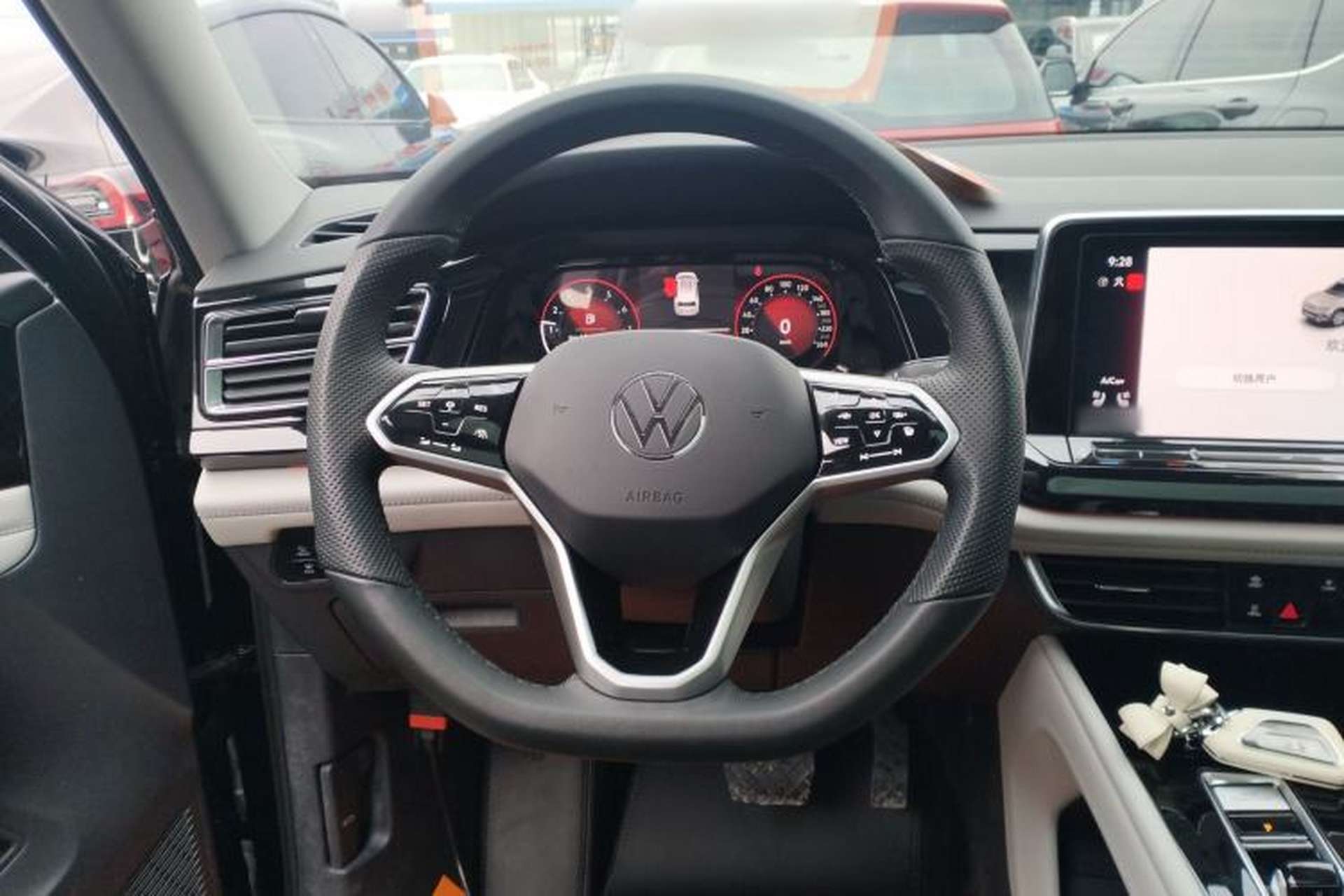 Used Volkswagen Teramont 2023 380TSI Four-Wheel Drive Prestige Flagship Edition Steering Wheel