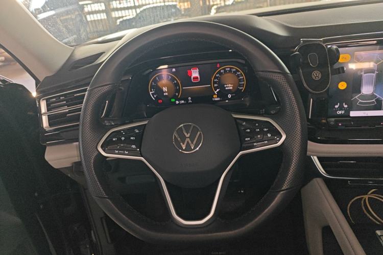 Used Volkswagen Teramont 2023 380TSI Four-Wheel Drive Prestige Luxury Edition Steering Wheel