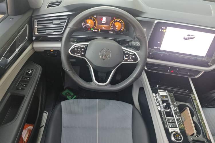 Used Volkswagen Teramont 2023 380TSI Four-Wheel Drive Luxury Edition Steering Wheel