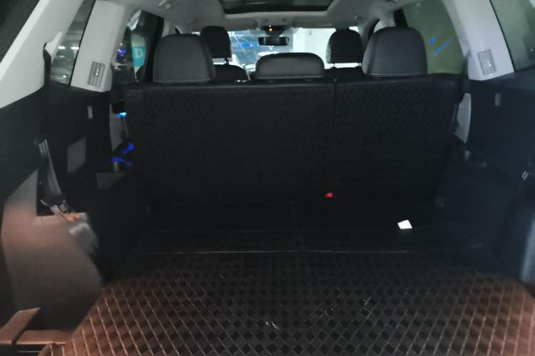 Used Volkswagen Teramont 2023 380TSI Four-Wheel Drive Luxury Edition Trunk