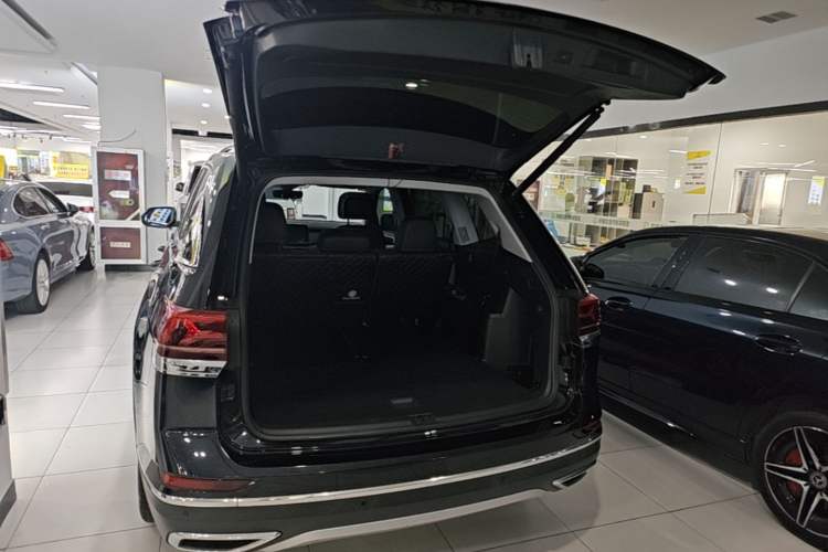 Used Volkswagen Teramont 2023 380TSI Four-Wheel Drive Prestige Luxury Edition Trunk