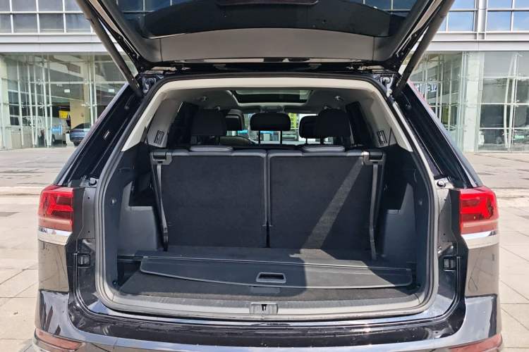 Used Volkswagen Teramont 2023 330TSI Two-Wheel-Drive Prestige Luxury Edition Trunk